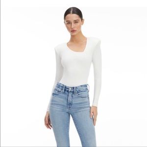 Good American white body suit size 3 means size L